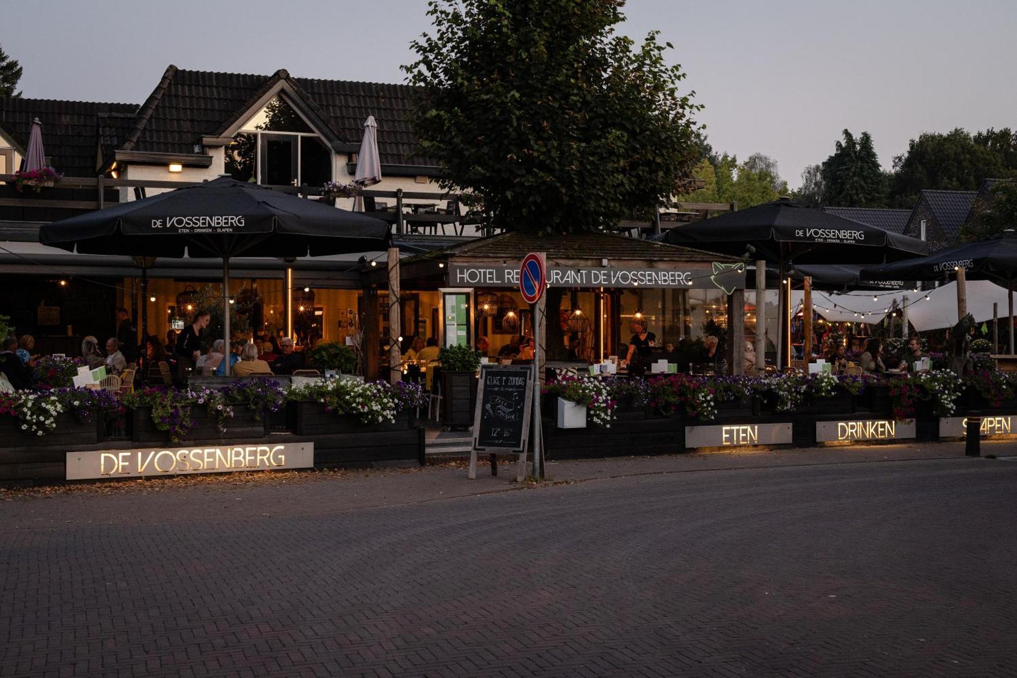 Hotel Restaurant 'De Vossenberg' Виерхоутен Экстерьер фото